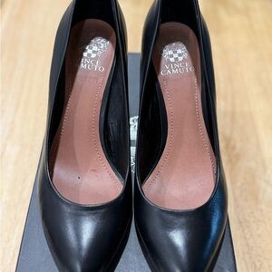 Vince Camuto Elegant Black Heels